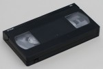 1280px-VHS_cassette_tape_04.JPG