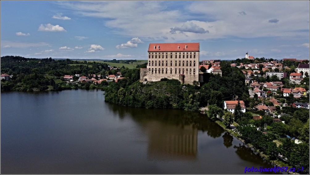 Klikněte pro zobrazení původního obrázku